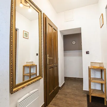 Lichtenstejnske Domky Apartman *